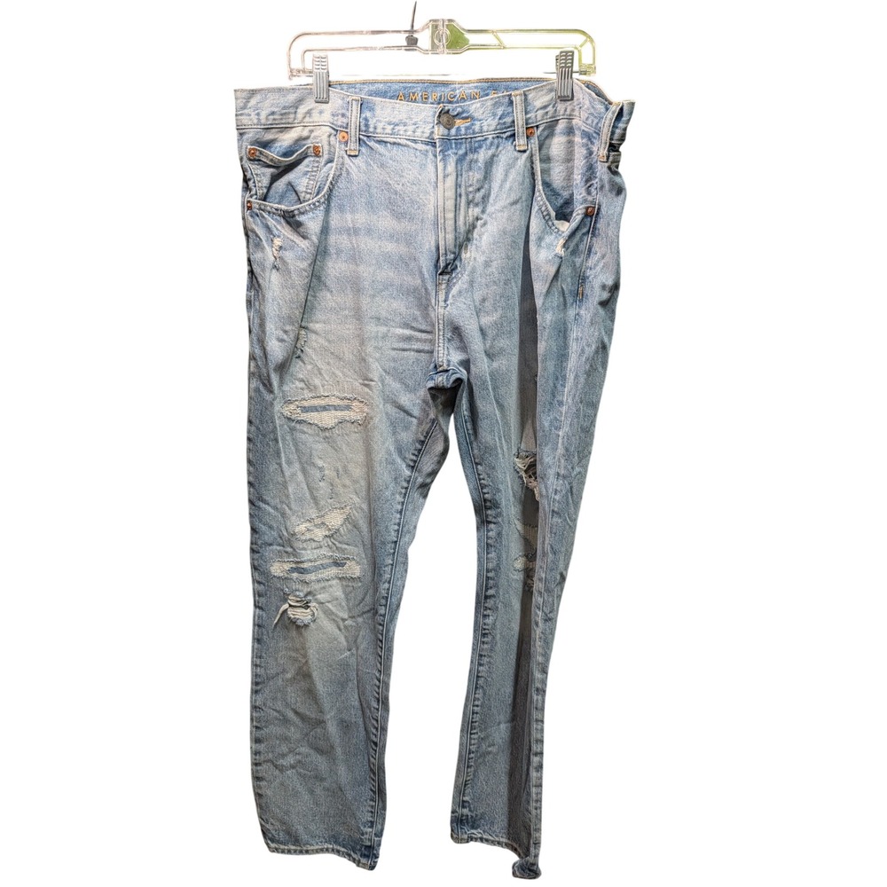 American Eagle Jeans Mens 38x32 Light Wash Good Distressed Ripped Straight Leg